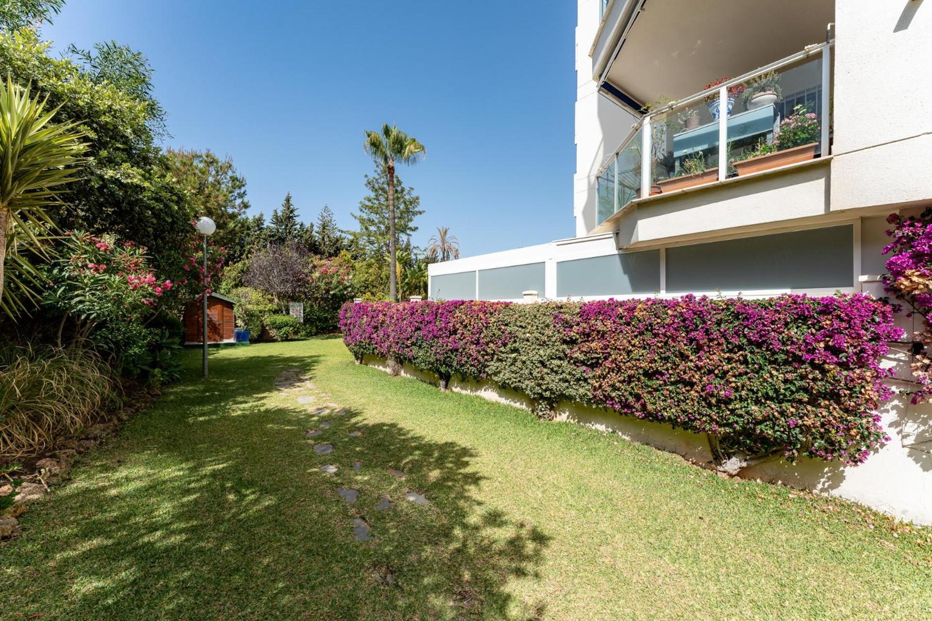 Malagasuite Marbella Pool Paradise Exterior foto