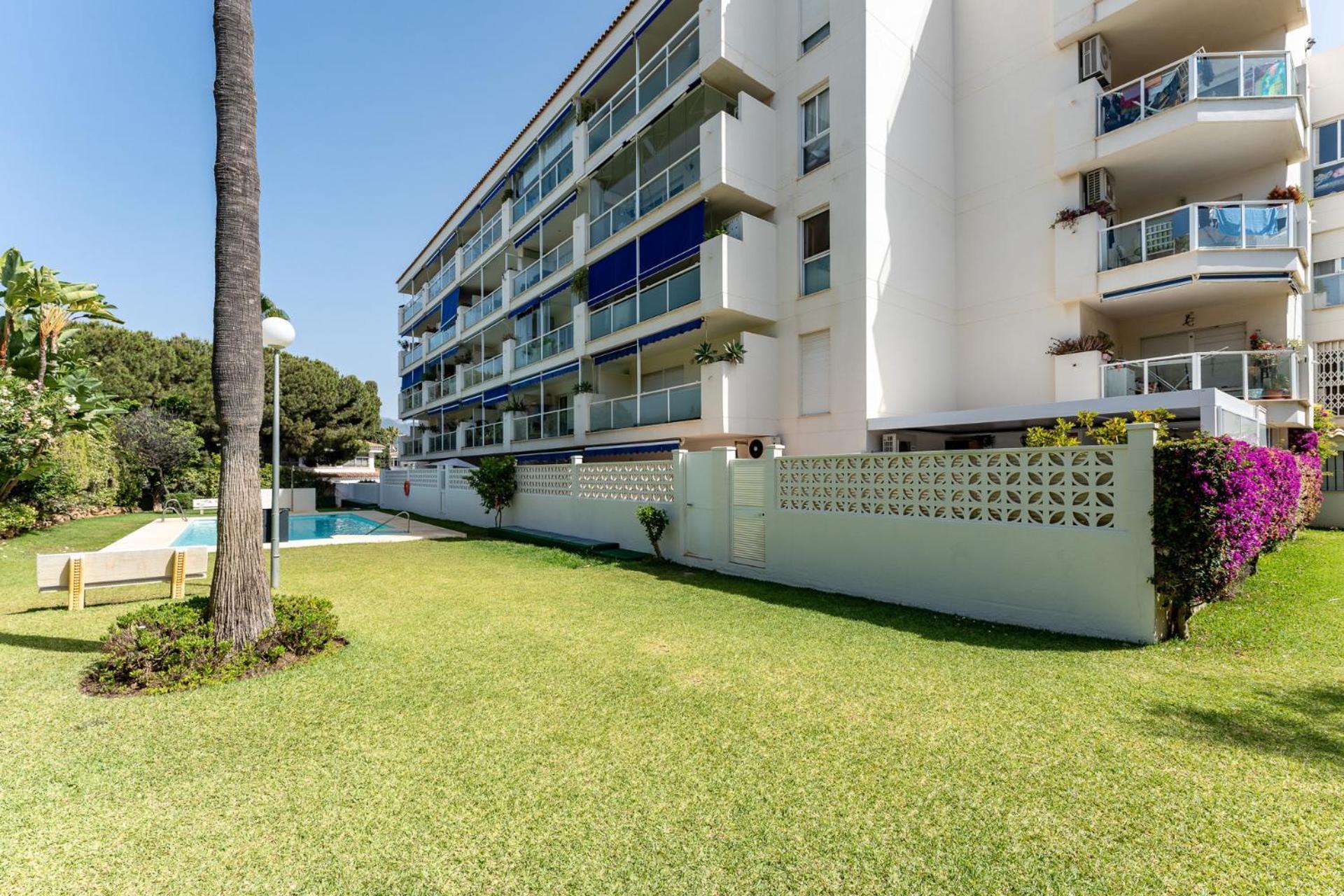 Malagasuite Marbella Pool Paradise Exterior foto
